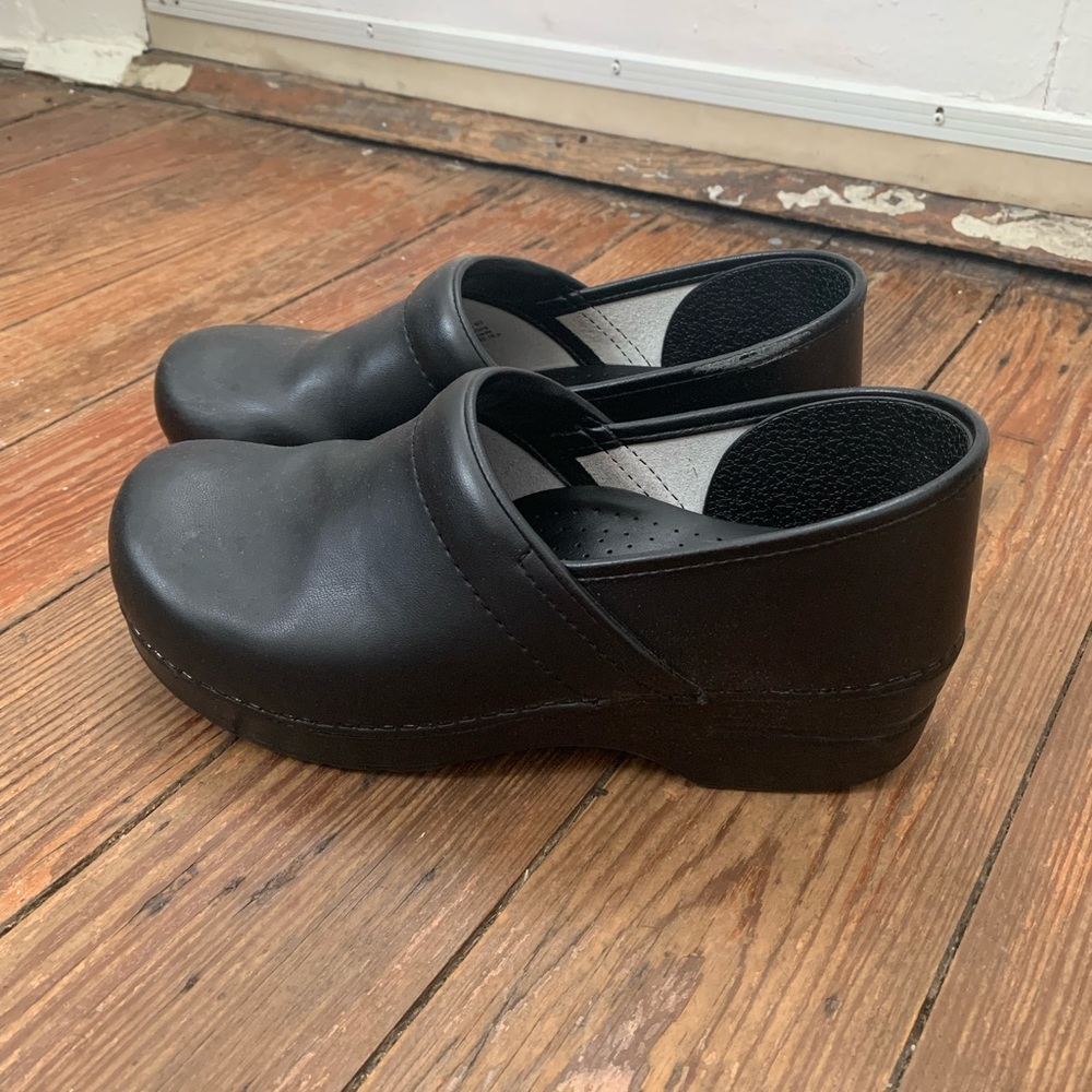 Basic Black Dansko Clogs Barely Worn! - image 1